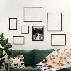 Love, Framed
