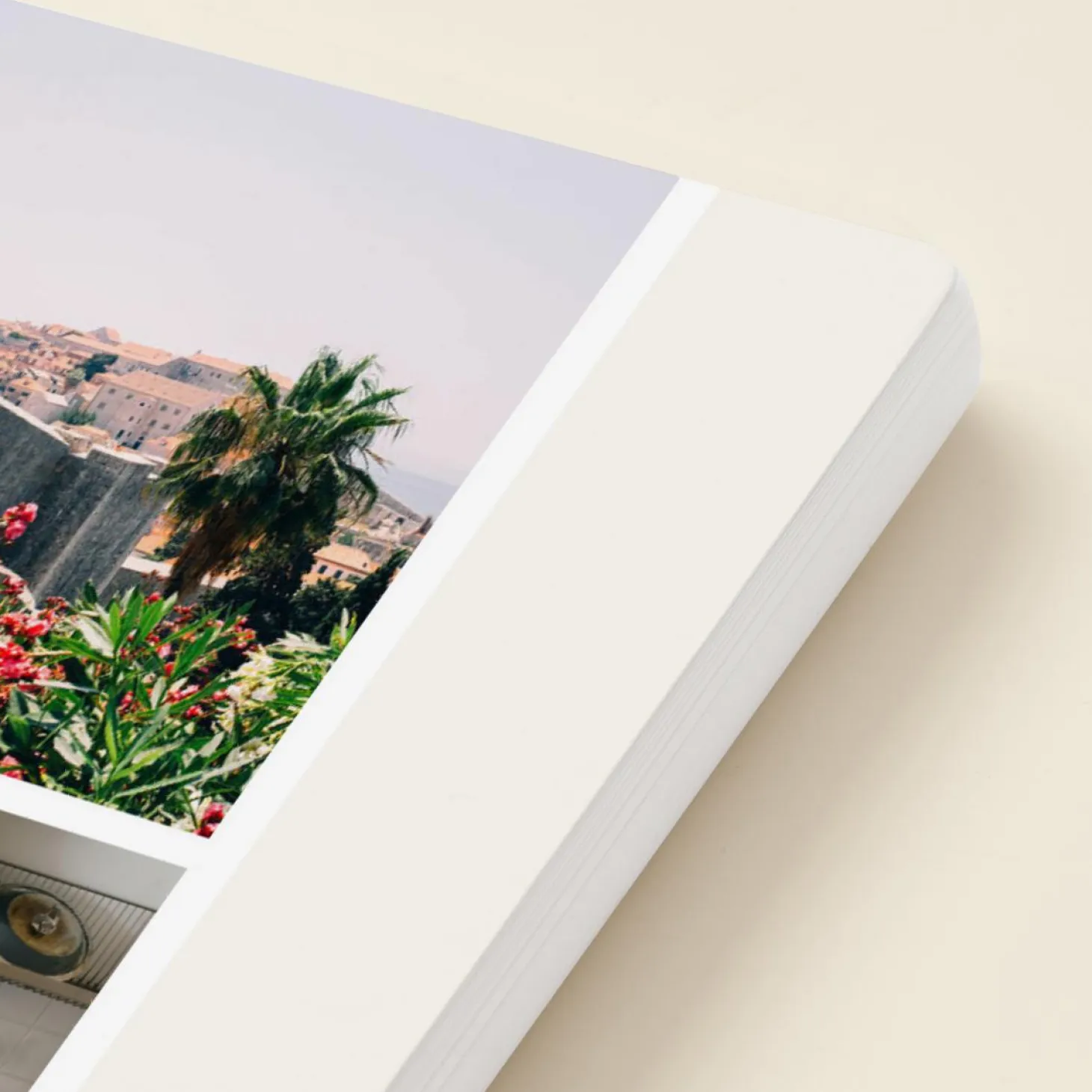 Minimal Photo Strip