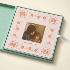 The Mother's Day Mini