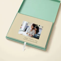 The Mother's Day Minimalist