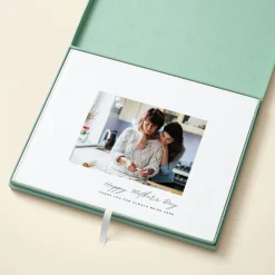 The Mother's Day Minimalist